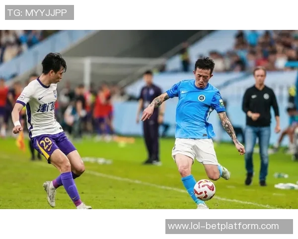 西甲激战那不勒斯大胜热刺乌龙球引发争议判罚全场沸腾